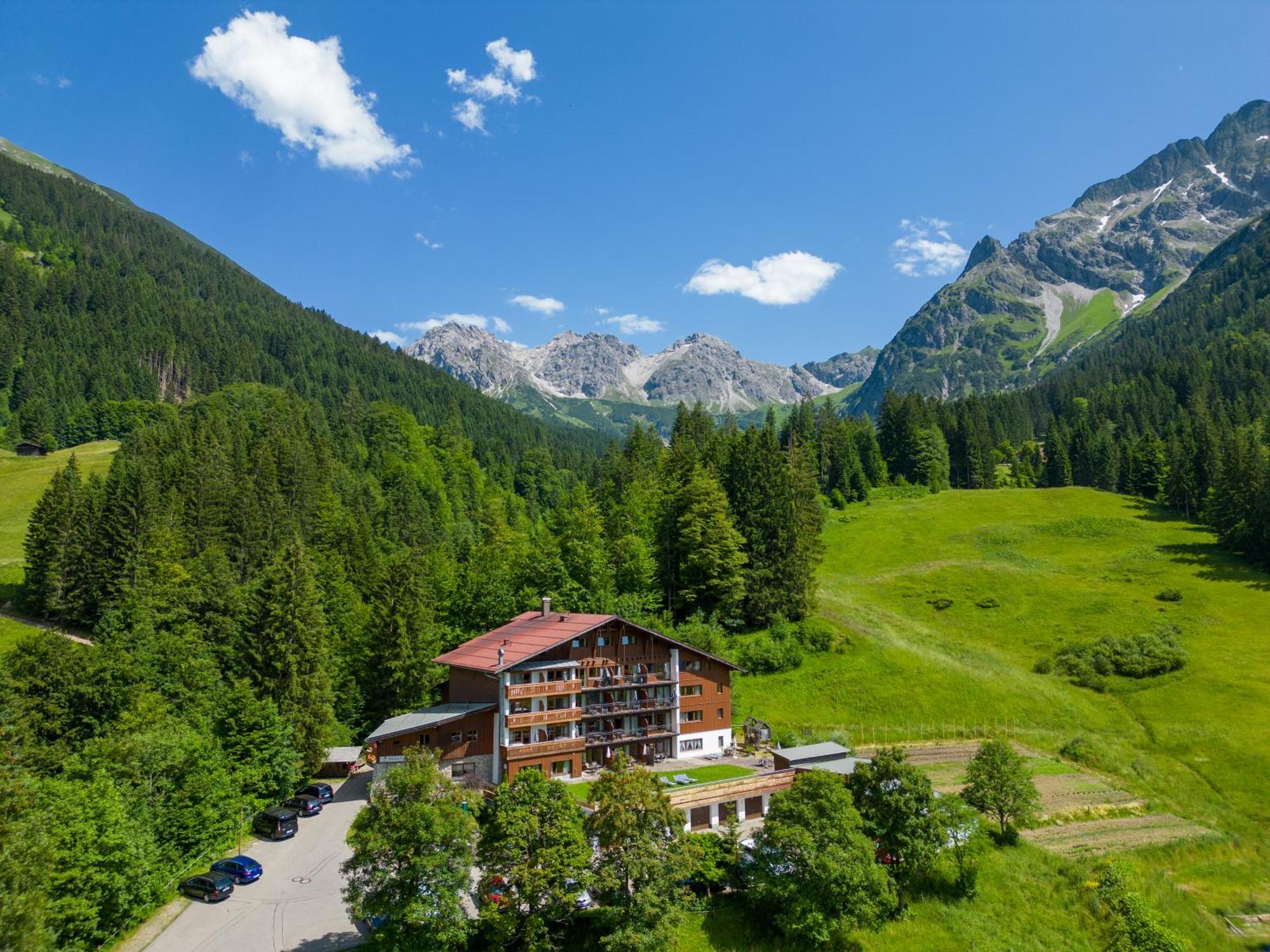 Ifa Breitach Apartments Kleinwalsertal Mittelberg Bagian luar foto