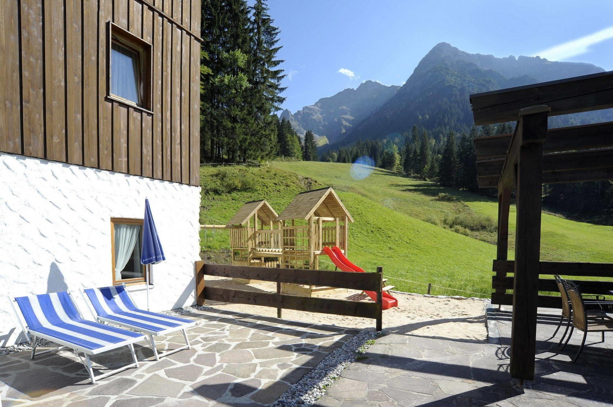 Ifa Breitach Apartments Kleinwalsertal Mittelberg Bagian luar foto